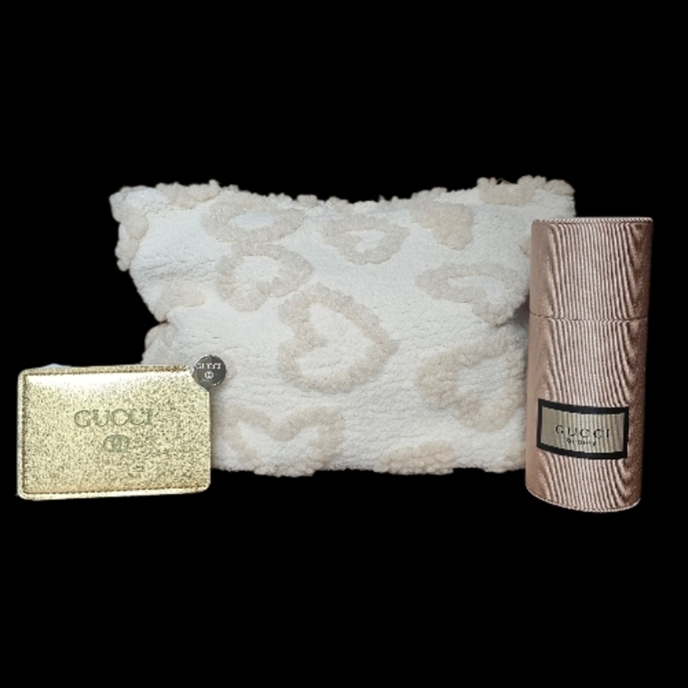 Gucci Bundle Makeup Brush Set Travel Mirror Heart Cosmetic Bag NEW GWP